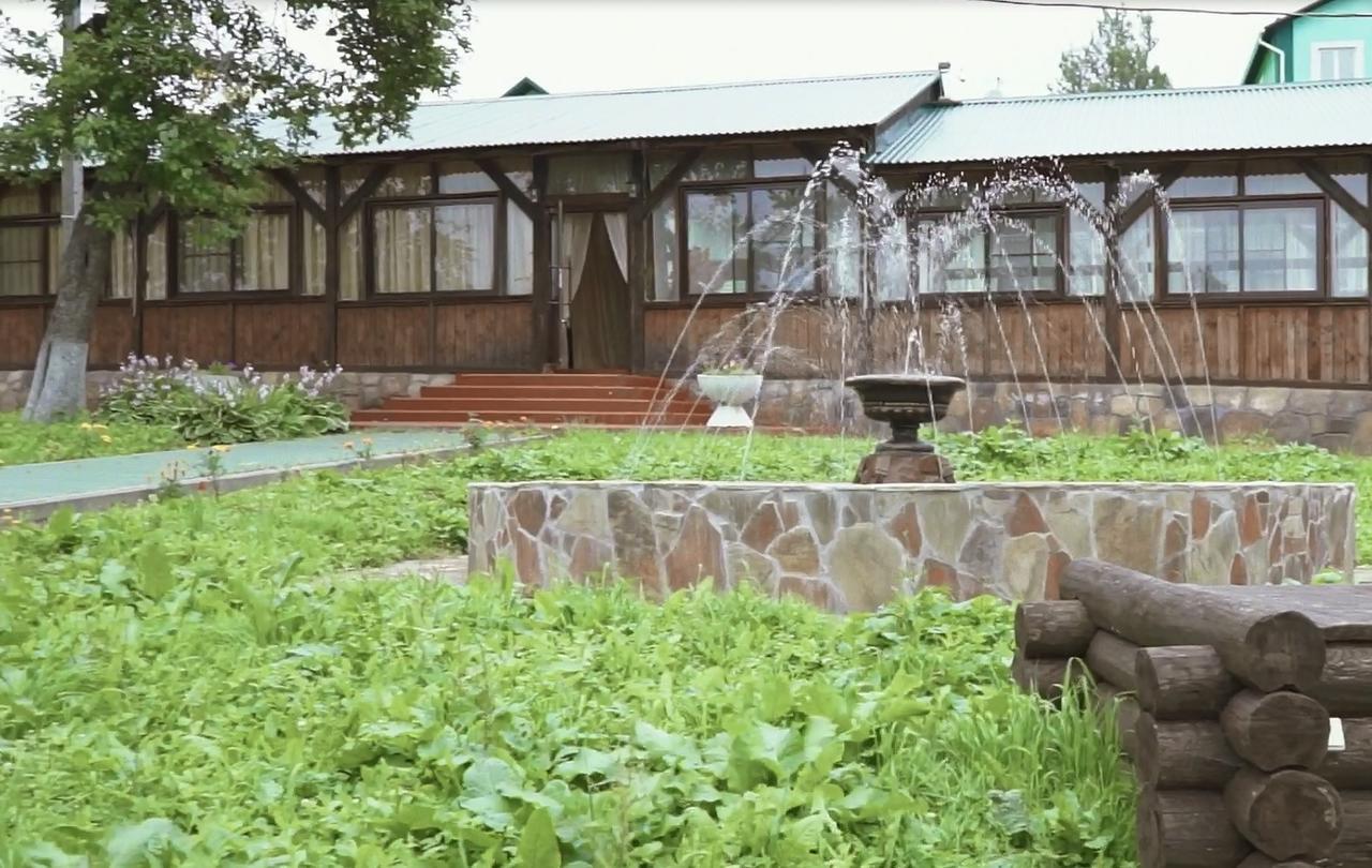 Dvoryanskoye Gnezdo Hotel Smolensk Exterior foto